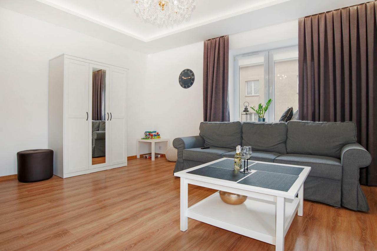 דירות צ'סטוצ'ובה Apartament Sowa מראה חיצוני תמונה